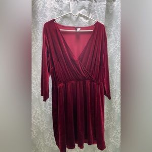 Plus H&M velvet mini dress